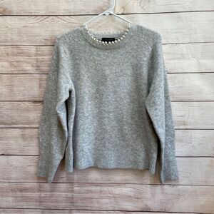 NEW WITH TAGS ANN TAYLOR GRAY SWEATER WITH PEARL DETAILING
